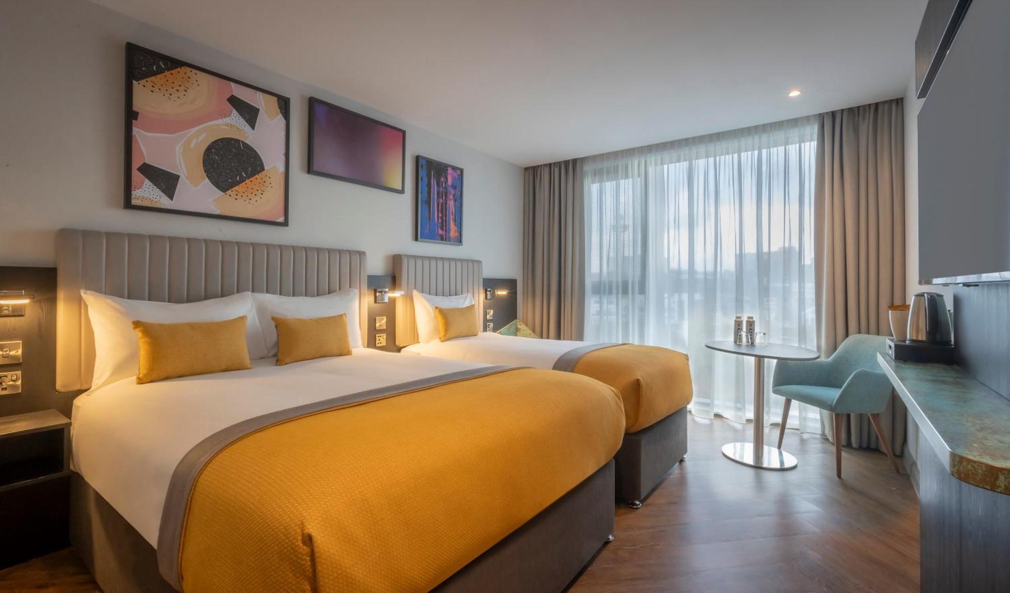 Maldron Centre Hotel 4*